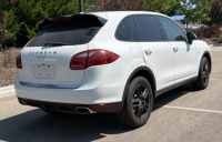 2014 PORSCHE CAYENNE - DIESEL! - 4
