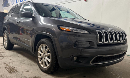 2015 JEEP CHEROKEE - 4X4!