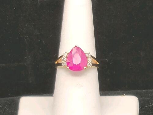 Yael Rubin 925 Sterling Silver Gold Overlay Ring with 3.30 ct Pear-Cut Ruby and 0.27 ct Diamonds