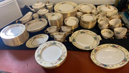 Lenox Mandarin P-1 60+ Piece Fine China Dinnerware Set, Gold Trim, Floral, Service for 12, USA