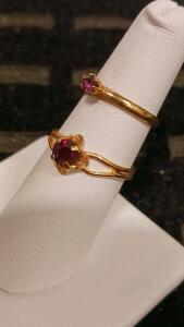 Yellow Gold Solitaire Rings with Round Red/Pink Gemstones, Prong Settings, Floral Motif