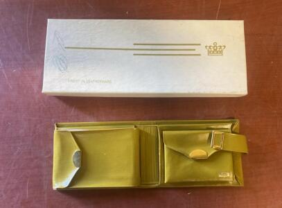 Vintage Mustard Yellow Leather Travel Wallet Organizer with Original Box, Mid-Century Design ( R12 )