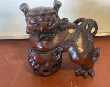 Hand-Carved Hardwood Foo Dog Chinese Guardian Lion Statue, Ornate Mane, Ball under Paw, 12" ( SP1 )