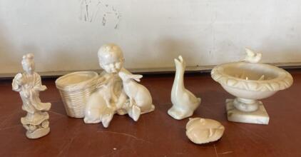 Decorative Figurine Lot: 5-Piece Set with Animal and Classical Themes ( R12 )