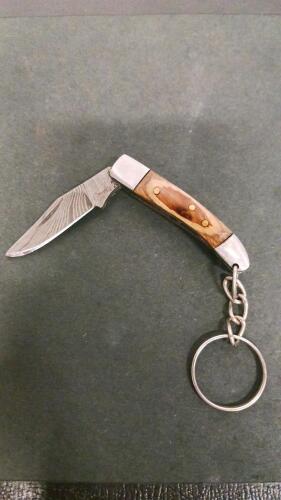 Damascus Pattern Folding Pocket Knife Keychain, Wood Handle, Clip Point Blade, Brass Pins