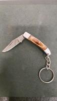 Damascus Pattern Folding Pocket Knife Keychain, Wood Handle, Clip Point Blade, Brass Pins - 2