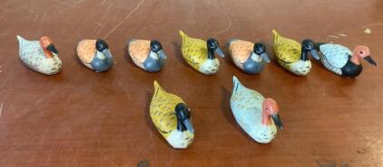Vintage Hong Kong Duck Decoy Pencil Sharpener Set &ndash; 10 Painted Plastic Collectibles, 1960s-80s