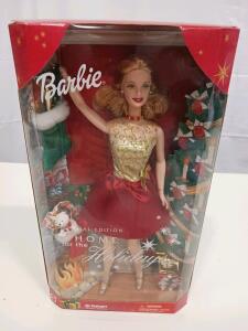 Barbie Home for the Holidays Special Edition 1998 Target Exclusive Gold & Red Dress NRFB