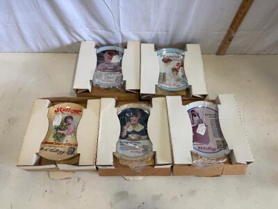 Kellogg&rsquo;s Corn Flakes Advertising Collector Plates Set of 5, Vintage Designs, Porcelain, 8.5&rdquo;