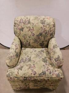 Floral Upholstered Armchair, Rolled Arms, Skirted Base, Removable Cushion, 33"x36"x36"