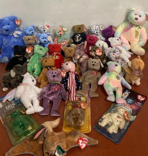 Large Ty Beanie Babies & Buddies Lot &ndash; 32+ Pieces, Multiple Generations, Packaged & Classic ( R6 )