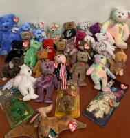 Large Ty Beanie Babies & Buddies Lot &ndash; 32+ Pieces, Multiple Generations, Packaged & Classic ( R6 )