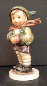 Goebel Hummel 1981 Exclusive Special Edition No. 6 Collectors&rsquo; Club Figurine W Germany 4.25&rdquo; ( R12 )
