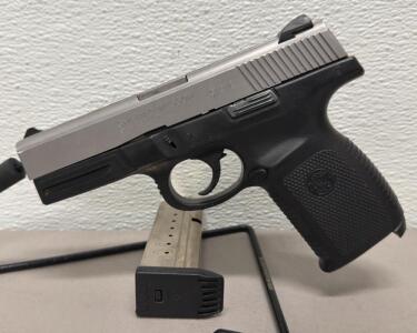 Smith & Wesson SW9VE 9mm Pistol, Stainless Slide, 4" Barrel, 16+1 Capacity, Polymer Frame, SN: DYJ5211