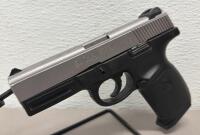 Smith & Wesson SW9VE 9mm Pistol, Stainless Slide, 4" Barrel, 16+1 Capacity, Polymer Frame, SN: DYJ5211 - 4