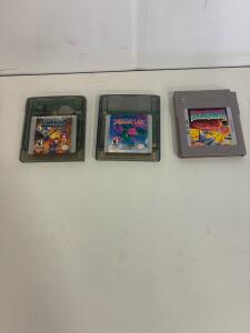 Bionic Commando: Elite Forces, Dragon's Lair, and SolarStriker Game Boy Cartridges