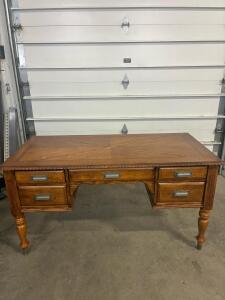 Traditional Solid Wood Office Desk, 5 Drawers, Pull-Out Tray, Turned Legs, Medium Brown Finish