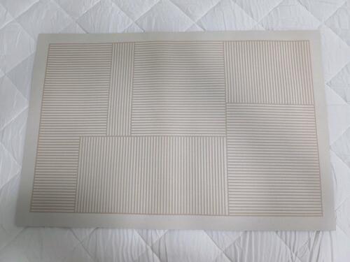 (1) Air Mattress Topper