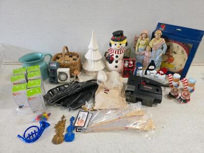 Working Craftsman Sabre Saw, Disney Clock, LED Bulbs, Holiday D&eacute;cor, Collectibles, & More