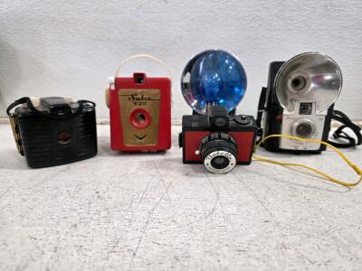 Vintage Kodak Brownie Starflash, Bullet, Sabre 620 & Babette Toy Cameras with Flash Attachment