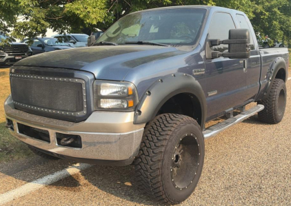 2006 FORD F-250 - 4X4!