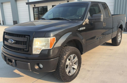 BANK REPO - 2013 FORD F-150 - RWD!