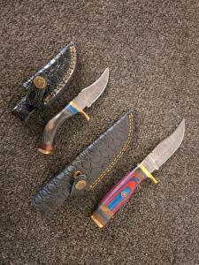 Custom Damascus Fixed-Blade Hunting Knives With Sheaths, Horn & Multicolor Wood Handles, Set Of 2