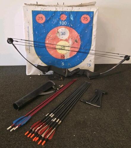 Pro Line Cyclone Intermediate Compound Bow 50 lb 27" Dual Cam With Accessories