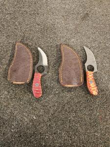 Custom Skinning Knife Pair, Damascus & Stainless, Mosaic Resin Handles, With Patterned Leather Sheaths