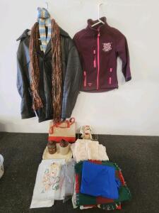 Crafting Lot: Fabric and Embroidery fabric with designs