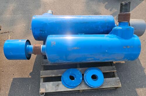 Stoddard Silencers D33H-4 Industrial Discharge Silencer, 4" Inlet/Outlet, 50" Length, 120 lbs