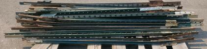 Steel T-Posts, 6-7 ft, 1.25-1.33 lbs/ft, 30-40 pcs