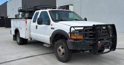 1999 FORD F-350 - UTILITY COMPARTMENTS!