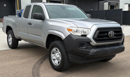 2020 TOYOTA TACOMA - 4X4!
