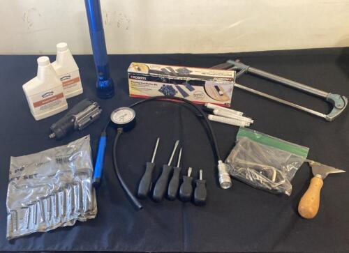 Mixed Hand Tools Lot: Screwdrivers, Allen Wrenches, Impact Tool, Flashlight, Flooring Kit ( R5 )