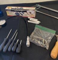 Mixed Hand Tools Lot: Screwdrivers, Allen Wrenches, Impact Tool, Flashlight, Flooring Kit ( R5 ) - 3
