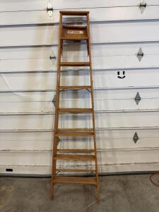 Werner W368 8 ft Wood Step Ladder, Type II 225 lb Duty Rating, 7 Steps, Made in USA
