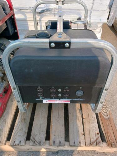 DYNA Portable Generator 11 HP Gas Engine, 6500 Watt Max, 120/240V Outlets, Recoil Start