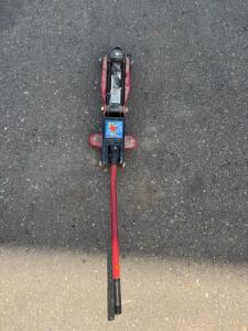 Sunbright 520-1006 Hydraulic Floor Jack, 2 Ton Capacity, 5.5" to 15.25" Lift Range