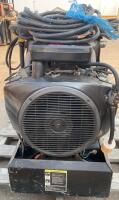 Lincoln Electric Ranger 8 Welder/Generator, Onan Performer 16 Engine, 8,000W Output ( Working Condition) - 4