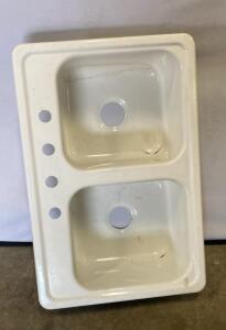 White Porcelain Enamel-Coated Cast Iron Double-Basin Drop-In Kitchen Sink, 33 x 22 x 9 inches ( R8 )