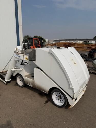 Sport Ice 124 Ride-On Ice Resurfacer, Honda GX670 Engine, Gasoline, 60" Blade, 70-100 Gal Tank