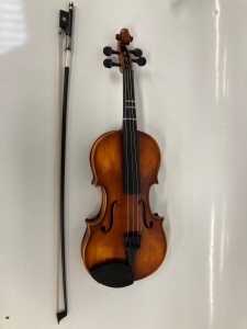 Violamaster 1/2 Amati e-190 Violin w/ case