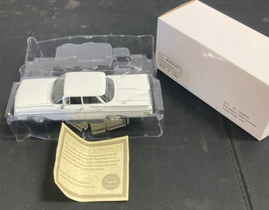 1959 Chevrolet Impala 1/32 Diecast Collectable White