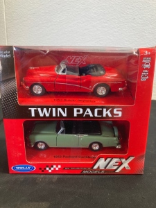 NEX Twin Pack 1953 Buick Skylark / 1953 Packard Caribbean 1/43 Scale Model