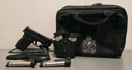 Springfield XD-S Mod.2 3.3" .45 ACP Pistol, Fiber Optic Sights, Olight, 4 Extra Mags, Case, HG127650