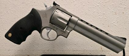 Taurus Model 44 Stainless .44 Magnum Revolver, 8.375" Barrel, Ported, Box, SN: LU470810