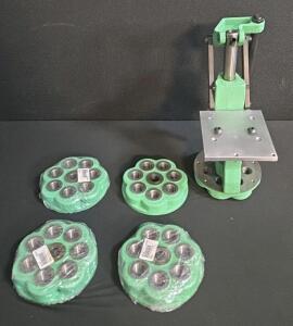 Redding T-7 Turret Reloading Press with 5 Turret Heads, 7-Station, Cast Iron, Bench Mount