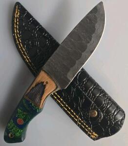 Custom Damascus Fixed-Blade Knife, 5" Blade, Hybrid Wood & Resin Handle, Leather Sheath
