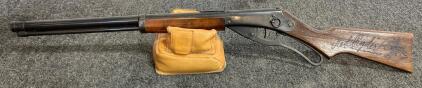 Daisy Red Ryder Carbine .177 BB Lever Action Air Rifle, Wood Stock, 16" Barrel, 650-Shot Capacity